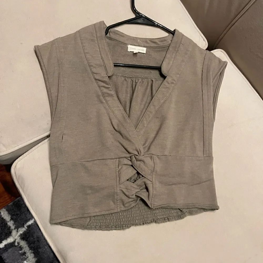 Buckle Gilded Intent Twisted Front Cropped Top, women’s large, green